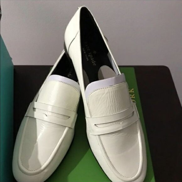 KATE SPADE NEW YORK GENEVIEVE OFF WHITE CRINKLE PATENT LEATHER 8 1/2M SHOES - Picture 3 of 7